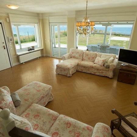 Magnificent Seascape Villa On A Secluded Beach 네아 모우다니아 외부 사진